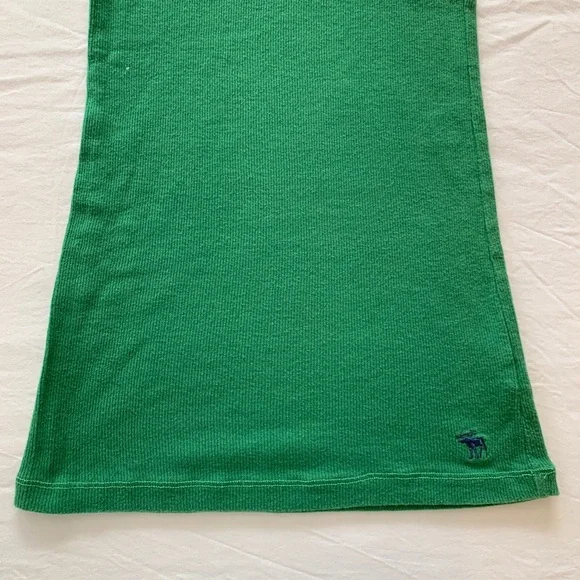 Abercrombie Ribbed Green Tank Top Juniors - Picture 3 of 15